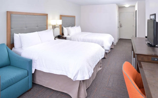 Hampton Inn Portland East
