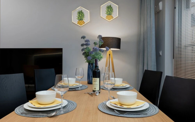 Exclusive Apartments Mostowa by Renters