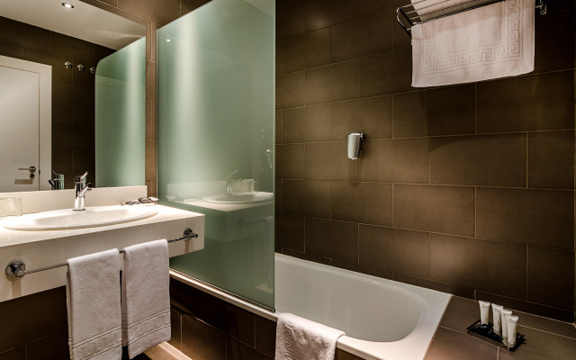 Hotel YIT Vía Sevilla Mairena