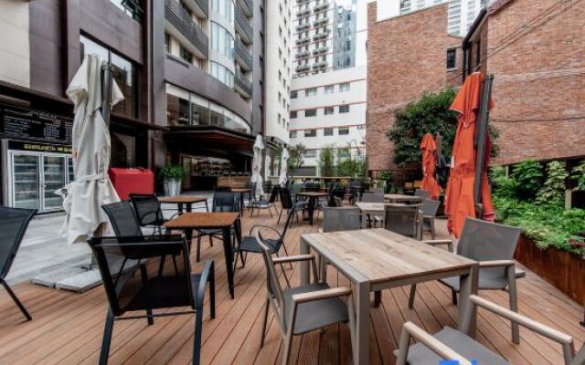 Yuetang Zhenxuan Service Apartment