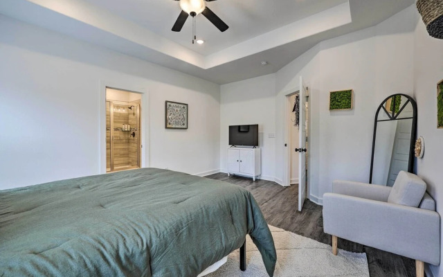 Newly Built Bella Vista Home Near Lakes