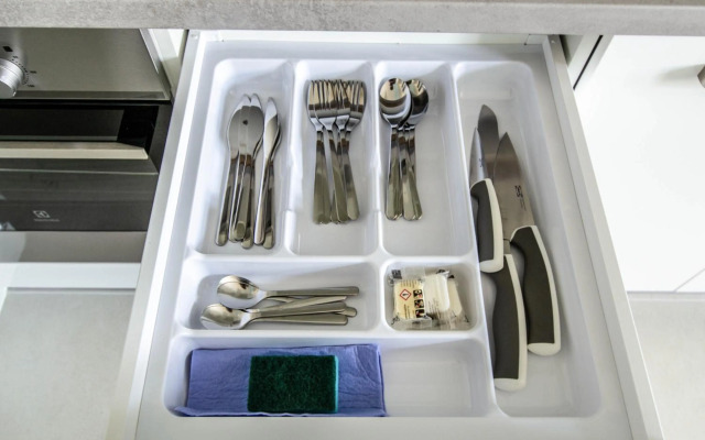 Ruterra Apartments by Cathedral