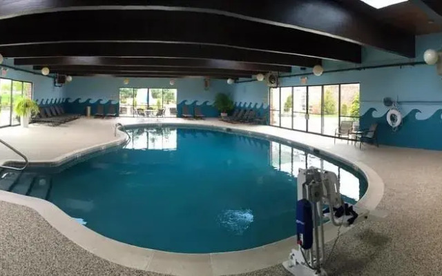 Ramada Seekonk/Providence Area