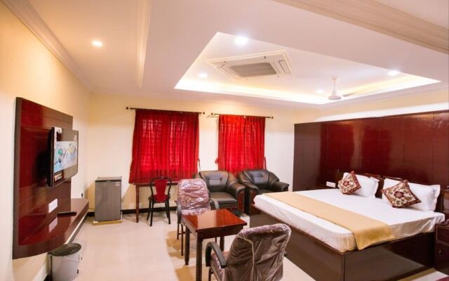 Hotel PVK Grand