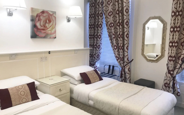 Dergvale Hotel