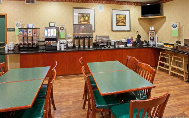 Country Inn & Suites by Radisson, Chicago O'Hare South, IL