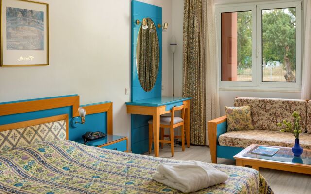 Chrispy Beach Resort
