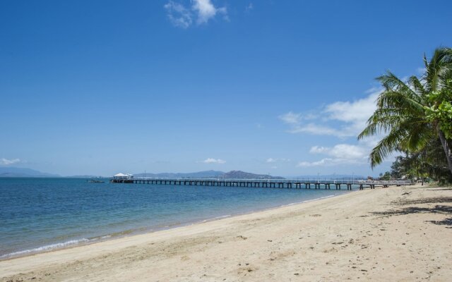 Picnic Bay Apartments Unit 1