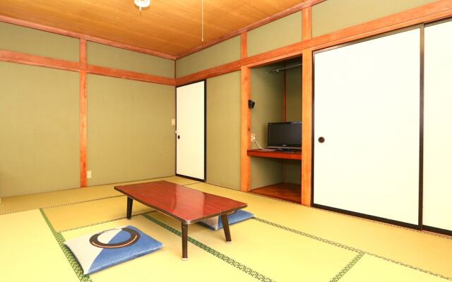 Sports Inn Aoyama Dori