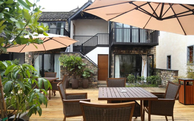 Seclusive Gencaland Hotel