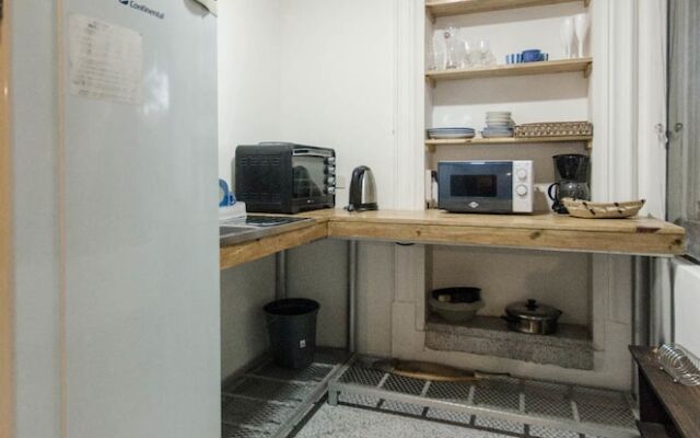 Cozy Studios near Shopping del Sol