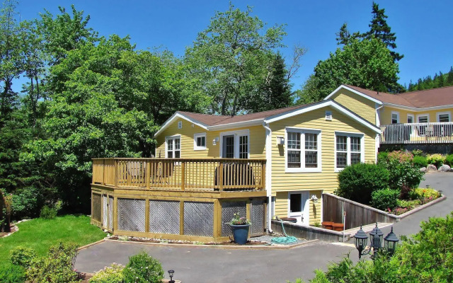 Larinda's Landing Oceanfront Cottages