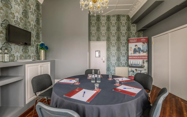 Muthu Westcliff Hotel (Near London Southend Airport)