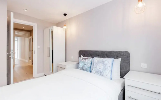 Stylish 2bed 2bath in Notting Hill