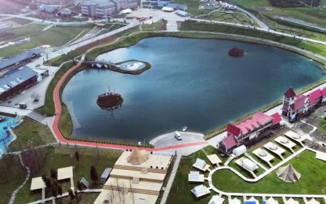 Deep breaths at Xiling Snow Mountain Campground