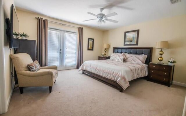 Hendrik's West Haven Vacation Home