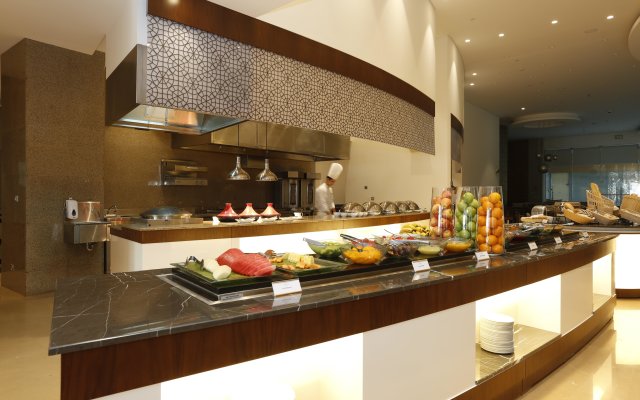 Crowne Plaza Riyadh Minhal, an IHG Hotel