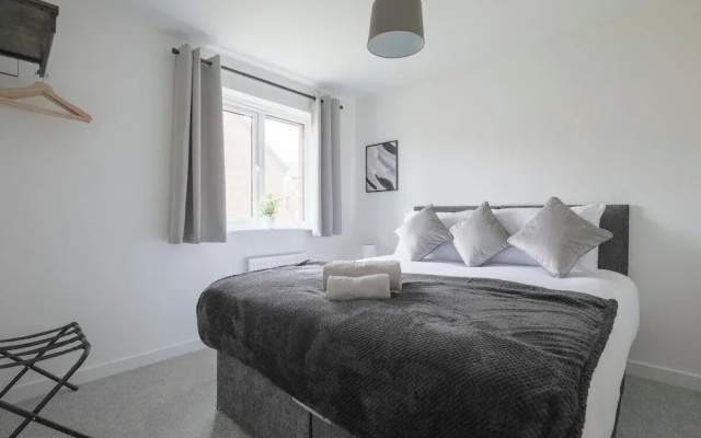 The Haven Modern 4-bed Home With Garden