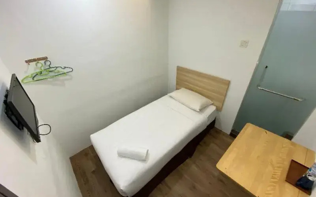 OYO 90403 North City Hotel