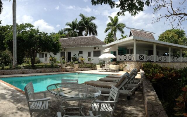 Captivating 3-bed Villa in Montego Bay