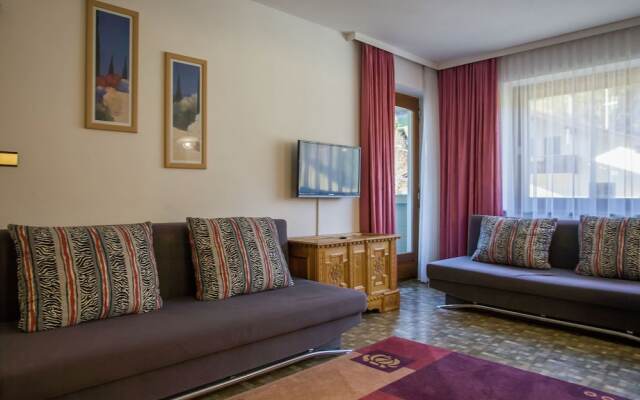 Cozy Apartment with Garden in Tyrol