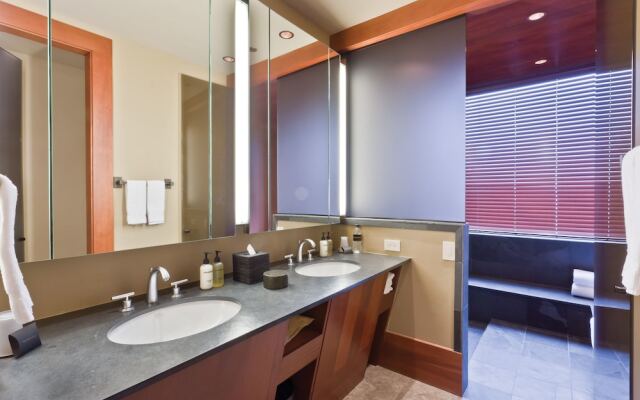 Aman Springs - Four Bedroom Home