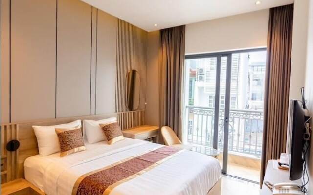 My My Hotel 2