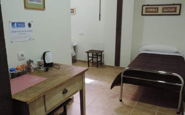 Albergue Santo Tomás de Canterbury - Hostel
