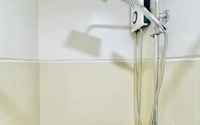 Hubomoto SM Suites