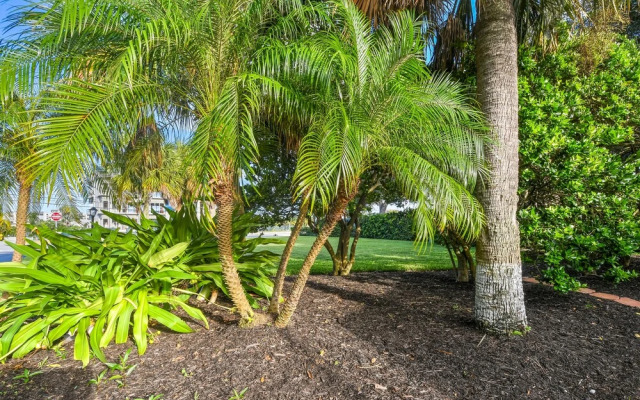 Tequesta Palms Inn