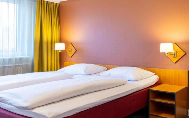 Good Morning + Berlin City East