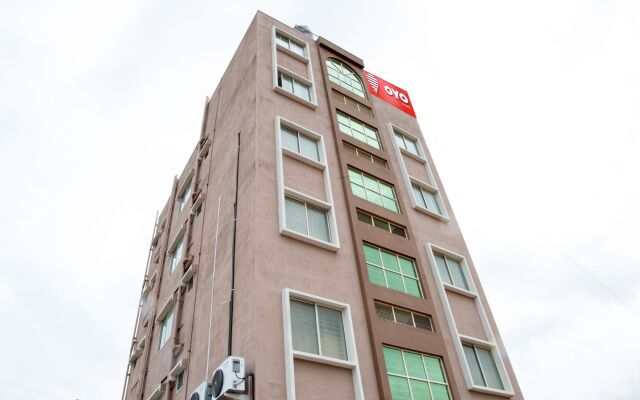 OYO Flagship 9528 Hotel Midas Casita