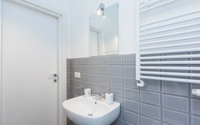 Rental in Rome Turati