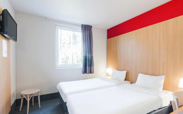 B&B HOTEL Mont De Marsan