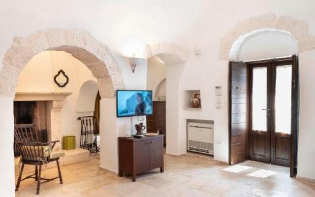 Trulli Uliveto Acquafonda
