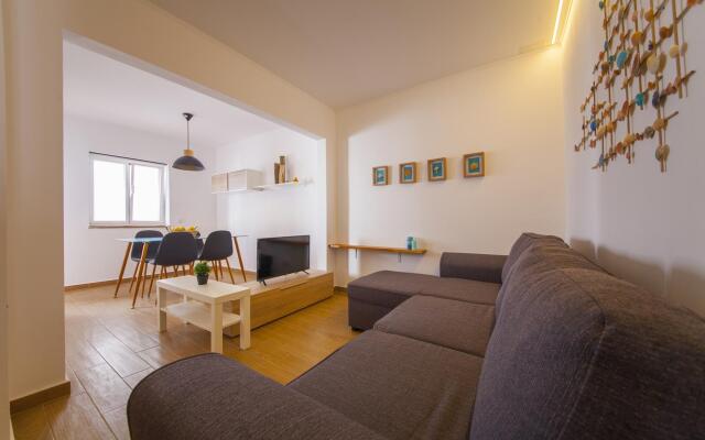 A31 - Tamar Top-floor Flat