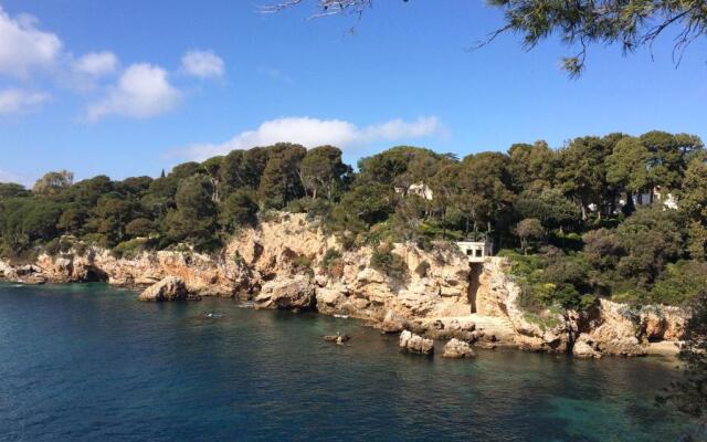 COEUR DE JUAN-LES-PINS 3P Front de mer