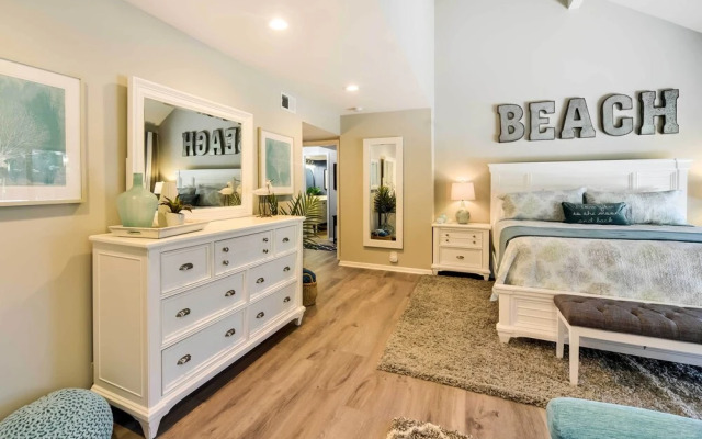 Modern Seabrook Island Resort Condo: Near Beach!