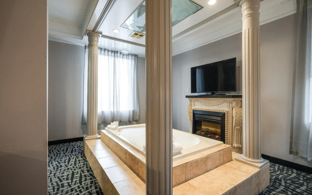 Monte Carlo Inn Toronto West Suites