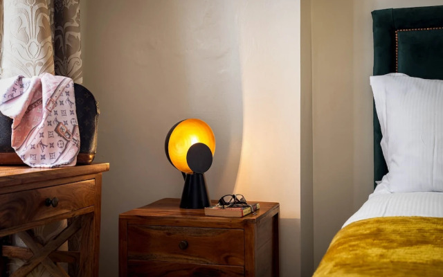 Molyneux Street Apartments