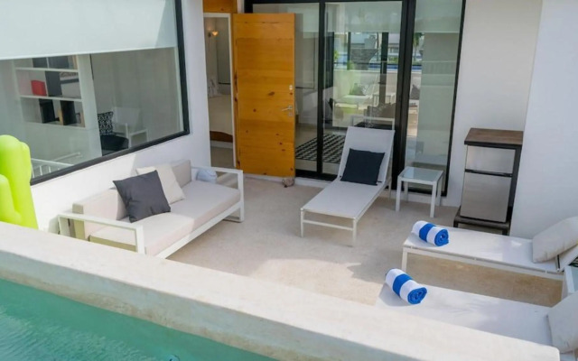 Siaan Betine 4br Deluxe PDC