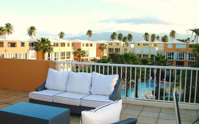 Real Beach Front Luxury Penthouse Villa