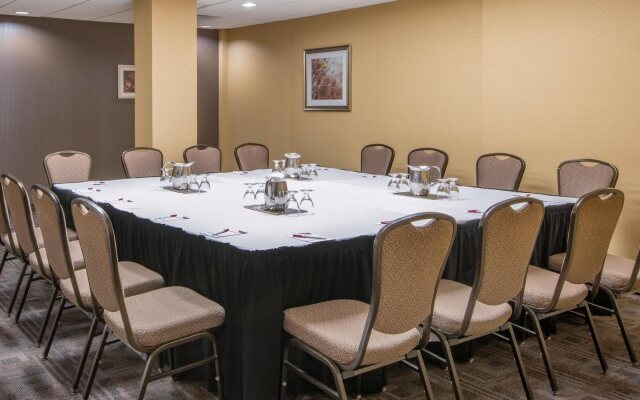 Crowne Plaza Kitchener-Waterloo by IHG