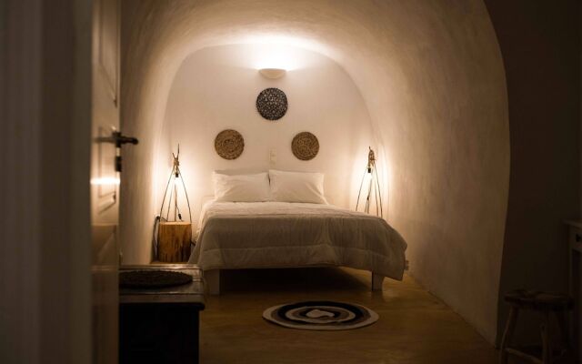 The Grand Cave House