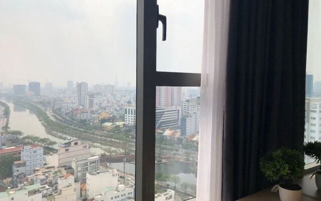 Diamond Luxury Rivergate