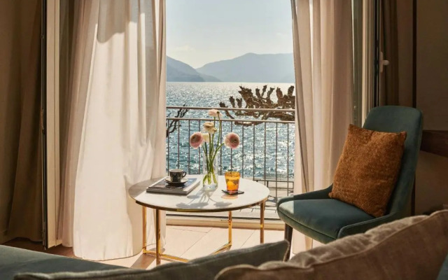 Vista Lakefront Boutique Hotel