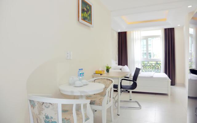 Sunshine Hotel & Apartment