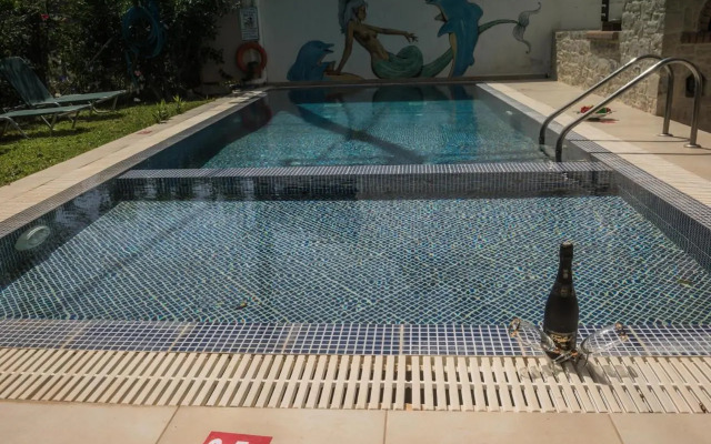 Bodikos Villas & Apartments