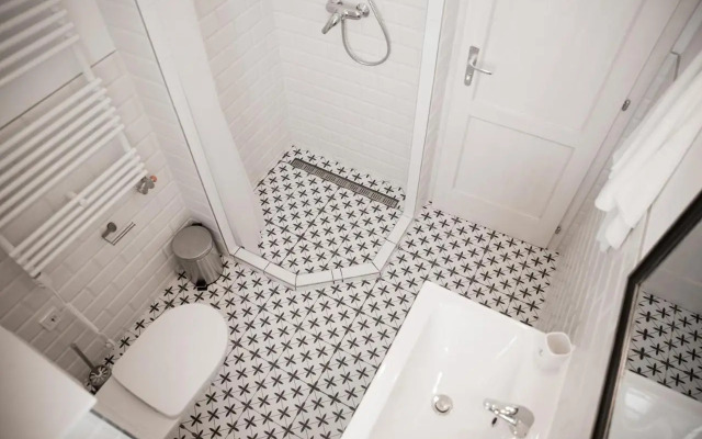 Raba Apartman House