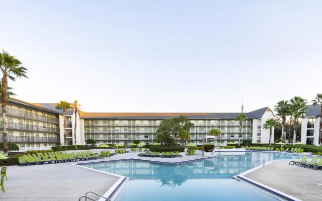 Avanti International Resort